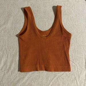 URBAN OUTFITTERS Drew Seamless Ribbed Top sz s